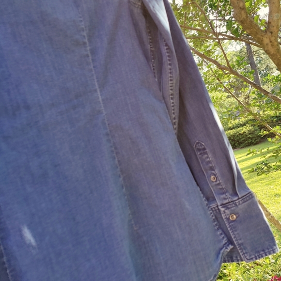 Banana Republic Fitted Riley Denim Bow Shirt - Size 4 - Picture 12 of 16